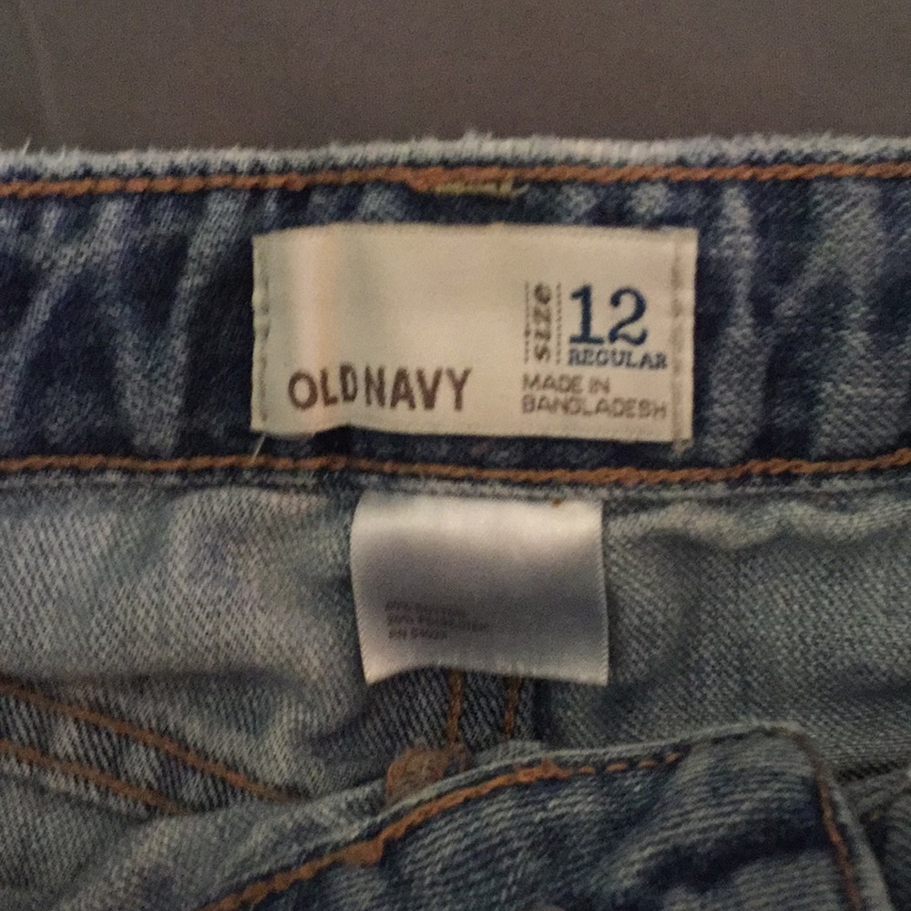 Old Navy shorts - Picture 3 of 4